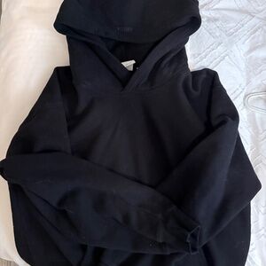 SOLD Aritzia perfect fit hoodie